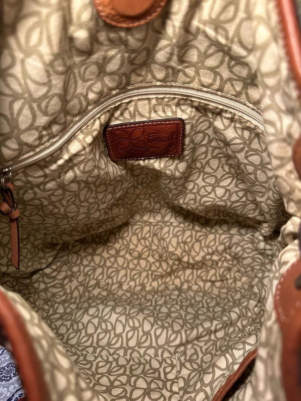 Fossil Brown Leather Hobo Shoulder Bag with Embossed Floral and Textured Details - Picture 11 of 13